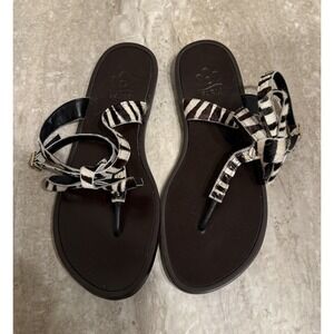 Farm Rio Brown Leather Thong Strap Zebra Sandals Size 7 Animal Print‎ Brazil